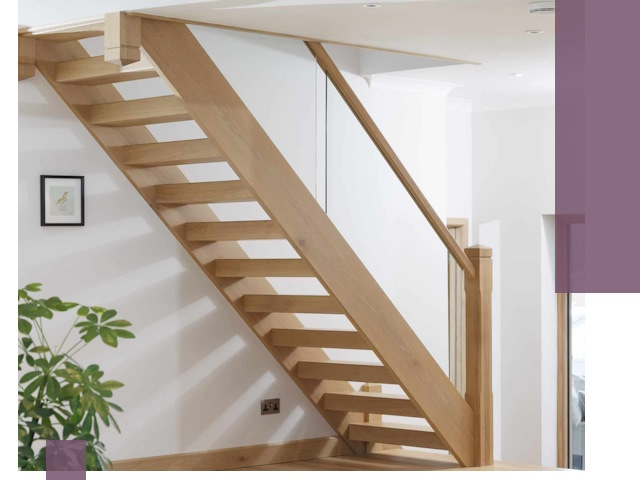 Изготовление деревянных лестниц под ключ в Новотроицке для дома