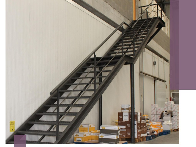 Лестницы для производства в Новотроицке — изготовление и монтаж