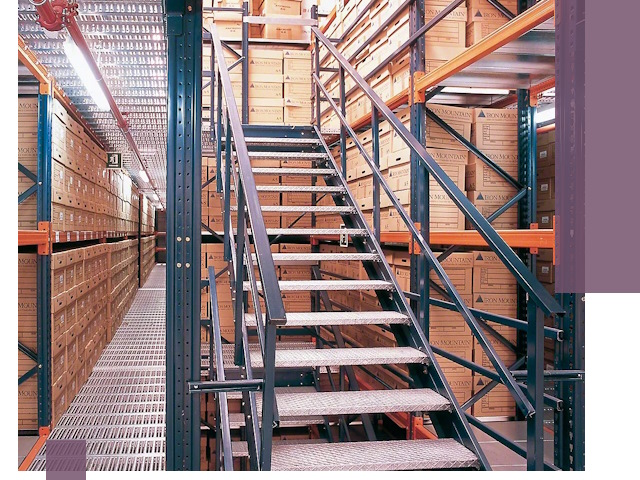 Лестницы складские прочные и безопасные под ключ в Новотроицке