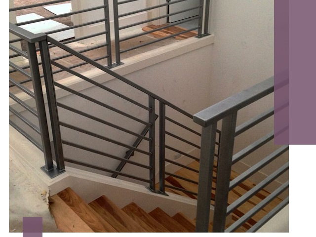 Изготовление поручней из металла и дерева в Новотроицке